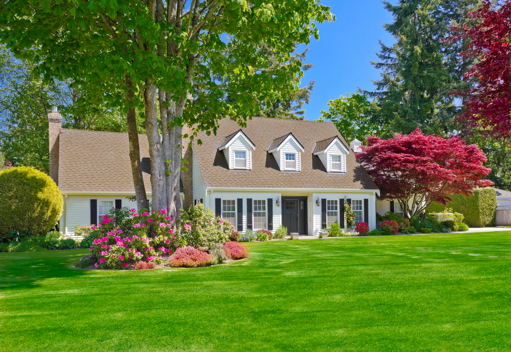 Curb Appeal Ideas to Freshen Up Your Ranch House